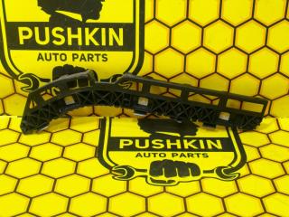 Кронштейн бампера задний правый KIA Rio 2015