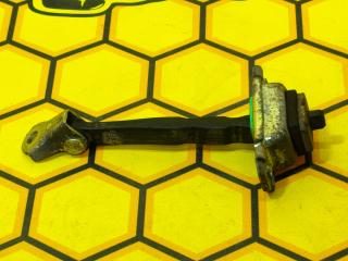 Ограничитель двери передний правый Kia Rio 2021