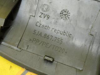 Обшивка крышки багажника Rapid 2021 NK6 CWVB