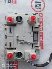 Плафон TOYOTA COROLLA ZWE214 2 ракурс