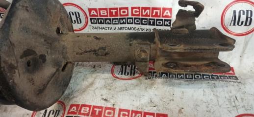 Стойка правая передняя MITSUBISHI CHARIOT GRANDIS N94W MR316602, MR198066, MR554012 3 ракурс