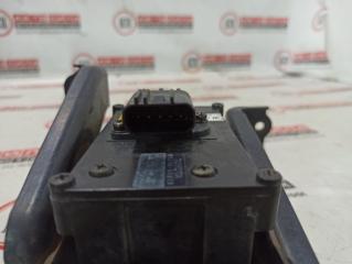 Радар-детектор TOYOTA CROWN MAJESTA UZS171 8821030010 3 ракурс