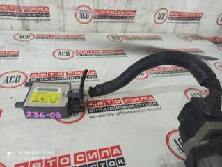 Туманка TOYOTA CROWN MAJESTA UZS186 P4942 4 ракурс
