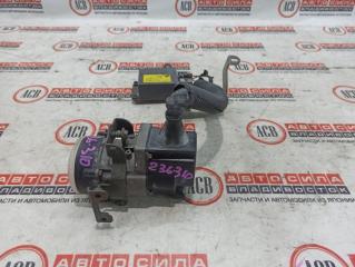 Туманка TOYOTA CROWN MAJESTA UZS186 P4942 2 ракурс