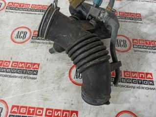 Патрубок воздушн.фильтра TOYOTA NOAH AZR60 17894-28040 2 ракурс