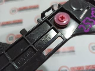Крепление бампера правое заднее TOYOTA ALPHARD AGH40W 52157- V2010 4 ракурс