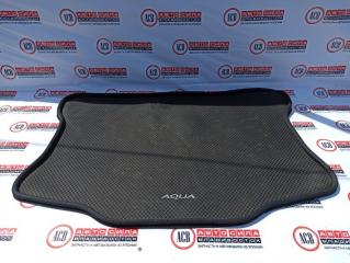 Запчасть коврик багажника TOYOTA AQUA