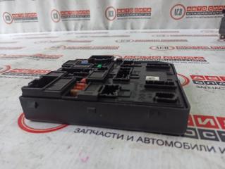 Блок предохранителей NISSAN X-TRAIL NT32 284B7 4BA0A 3 ракурс