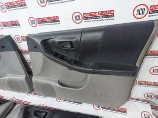 Обшивка дверей SUBARU FORESTER SF5 3 ракурс