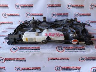 Радиатор основной TOYOTA NOAH ZRR80 3ZR 16400-37280 2 ракурс Радиатор основной TOYOTA NOAH ZRR80 3ZR 16400-37280 2 ракурс