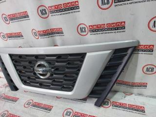 Решетка радиатора NISSAN NV350 CARAVAN VW2E26 62310-5ye0a, 623105YE0A 3 ракурс