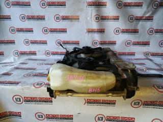 Радиатор основной SUBARU LEGACY BH5 EJ208 45111AE000 3 ракурс