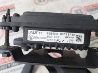 Радар-детектор TOYOTA CROWN MAJESTA URS206 88210-30230 5 ракурс
