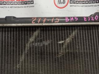 Радиатор основной SUBARU LEGACY BH5 EJ206 45111AE000 3 ракурс