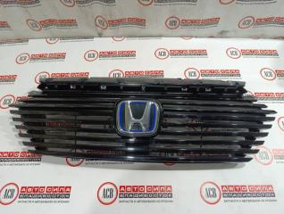 Решетка радиатора HONDA VEZEL