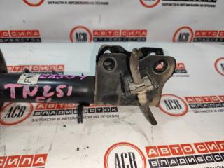 Стойка левая передняя NISSAN MURANO TNZ51 E4303-1AB0B 2 ракурс