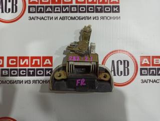 Ручка двери внешняя правая передняя MAZDA BONGO FRIENDEE SG5W 3 ракурс