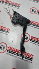 Педаль подачи топлива MITSUBISHI CANTER FBA20 APM40-3037724-0155 2 ракурс Педаль подачи топлива MITSUBISHI CANTER FBA20 APM40-3037724-0155 2 ракурс