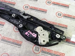 Доводчик двери левый задний TOYOTA VOXY ZWR80 2 ракурс