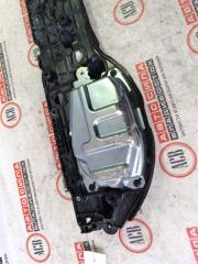 Доводчик двери левый задний TOYOTA VOXY ZWR80 5 ракурс