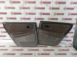 Обшивка дверей TOYOTA MARK II