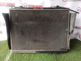 Радиатор основной MAZDA PROCEED MARVIE UVL6R WL G50415200B 4 ракурс Радиатор основной MAZDA PROCEED MARVIE UVL6R WL G50415200B 4 ракурс