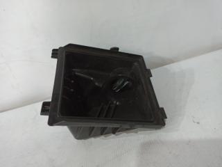 Корпус воздушного фильтра TOYOTA YARIS MXPH10 22204-24010 3 ракурс Корпус воздушного фильтра TOYOTA YARIS MXPH10 22204-24010 3 ракурс