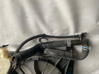 Радиатор основной TOYOTA SIENTA NCP81 16400-21220 3 ракурс Радиатор основной TOYOTA SIENTA NCP81 16400-21220 3 ракурс