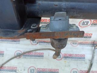 Фаркоп TOYOTA NOAH ZRR70 5 ракурс Фаркоп TOYOTA NOAH ZRR70 5 ракурс