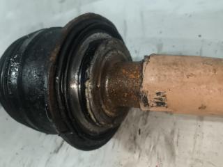 Привод правый передний TOYOTA LAND CRUISER PRADO KDJ95 3 ракурс Привод правый передний TOYOTA LAND CRUISER PRADO KDJ95 3 ракурс