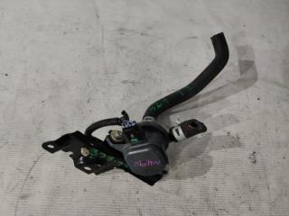 Запчасть помпа инвертора TOYOTA AQUA