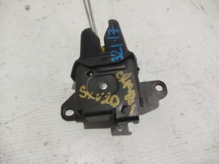 Замок багажника TOYOTA CAMRY GRACIA SXV20 2 ракурс