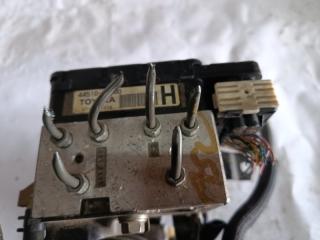 Блок abs LEXUS LS460 USF40 44510-50080 3 ракурс