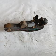 Запчасть рычаг нижний передний правый TOYOTA LITE ACE