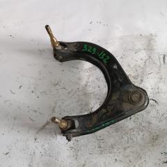 Запчасть рычаг верхний передний правый MITSUBISHI DIAMANTE