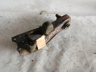 Запчасть рычаг нижний передний правый TOYOTA LITE ACE