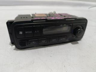 Консоль магнитофона SUZUKI GRAND ESCUDO TX92W 2 ракурс Консоль магнитофона SUZUKI GRAND ESCUDO TX92W 2 ракурс