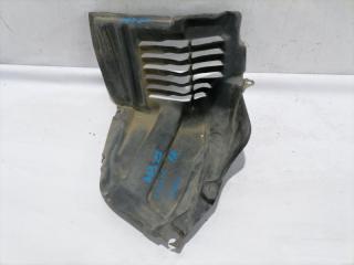 Запчасть подкрылок передний правый TOYOTA CRESTA