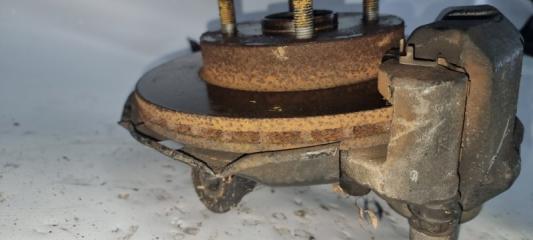 Ступица правая передняя TOYOTA VITZ SCP10 3 ракурс