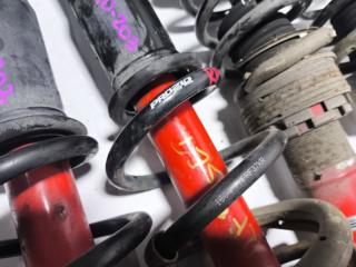 Стойка HONDA STEPWGN RF5 4 ракурс