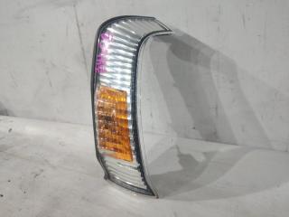 Габарит правый TOYOTA TOURING HIACE RCH41 26-105 3 ракурс