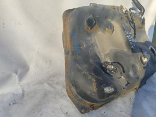 Бензобак TOYOTA HARRIER ACU15 3 ракурс