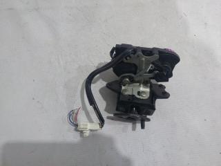 Замок 5-й двери TOYOTA CALDINA AZT246 3 ракурс Замок 5-й двери TOYOTA CALDINA AZT246 3 ракурс