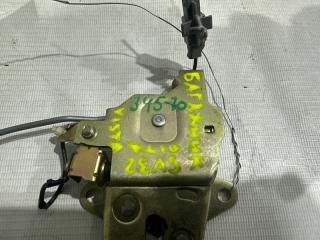 Замок багажника TOYOTA VISTA SV32 3 ракурс