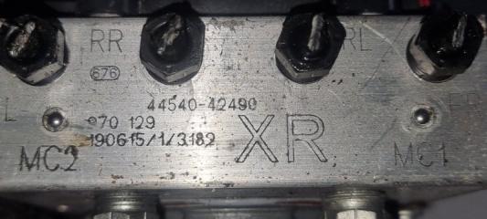 Блок abs TOYOTA RAV4 MXAA54 44540-42490 5 ракурс