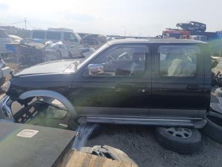 Кабина NISSAN DATSUN FMD22 KA24DE 3 ракурс