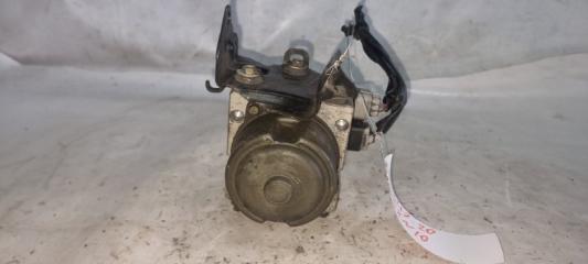 Блок abs TOYOTA NADIA SXN10 3 ракурс Блок abs TOYOTA NADIA SXN10 3 ракурс