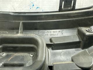 Решетка радиатора HONDA FIT GP1 71121-TR2-901-M1 2 ракурс