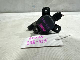 Помпа инвертора TOYOTA HARRIER AVU65 1 ракурс