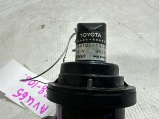 Помпа инвертора TOYOTA HARRIER AVU65 2 ракурс